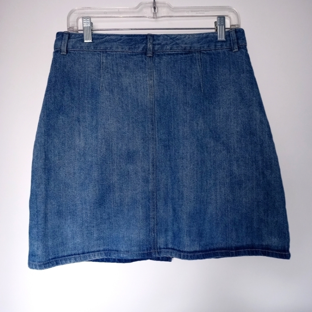 Full button mini skirt - Picture 2 of 9
